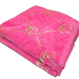 Juicy Couture Home Heart Crown Chains Plush Oversized Bath Towel Set of 2